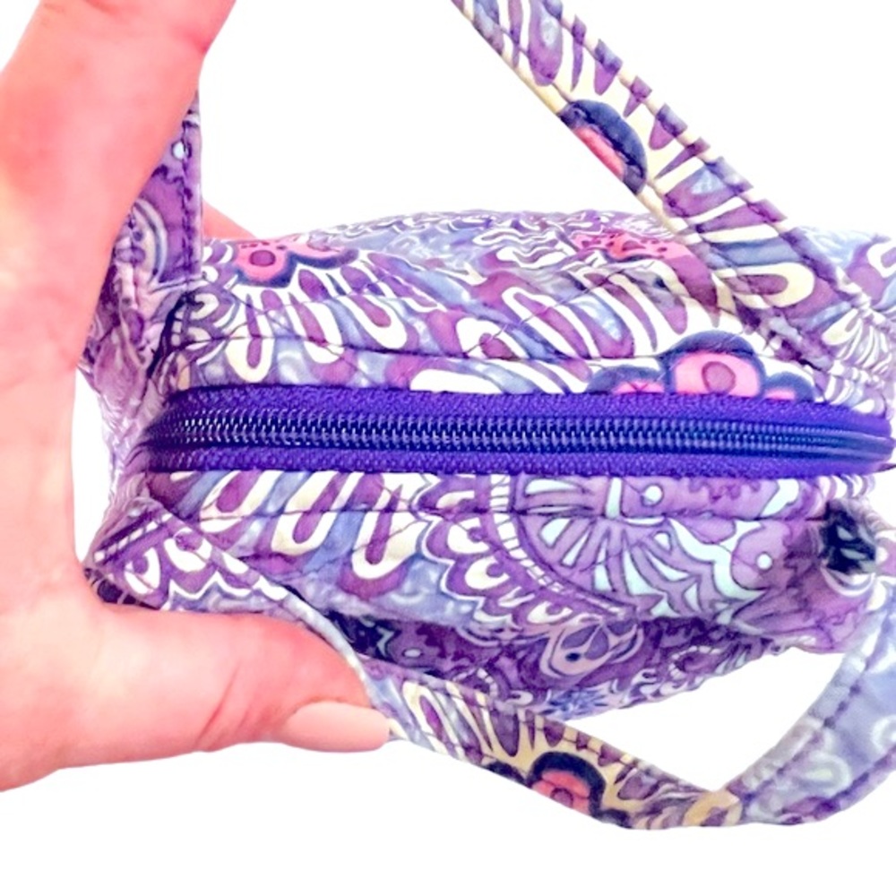 ***SOLD***Vera Bradley Lunch Bunch Bag in Lilac Tapestry Insulated Quilted - Picture 4 of 14